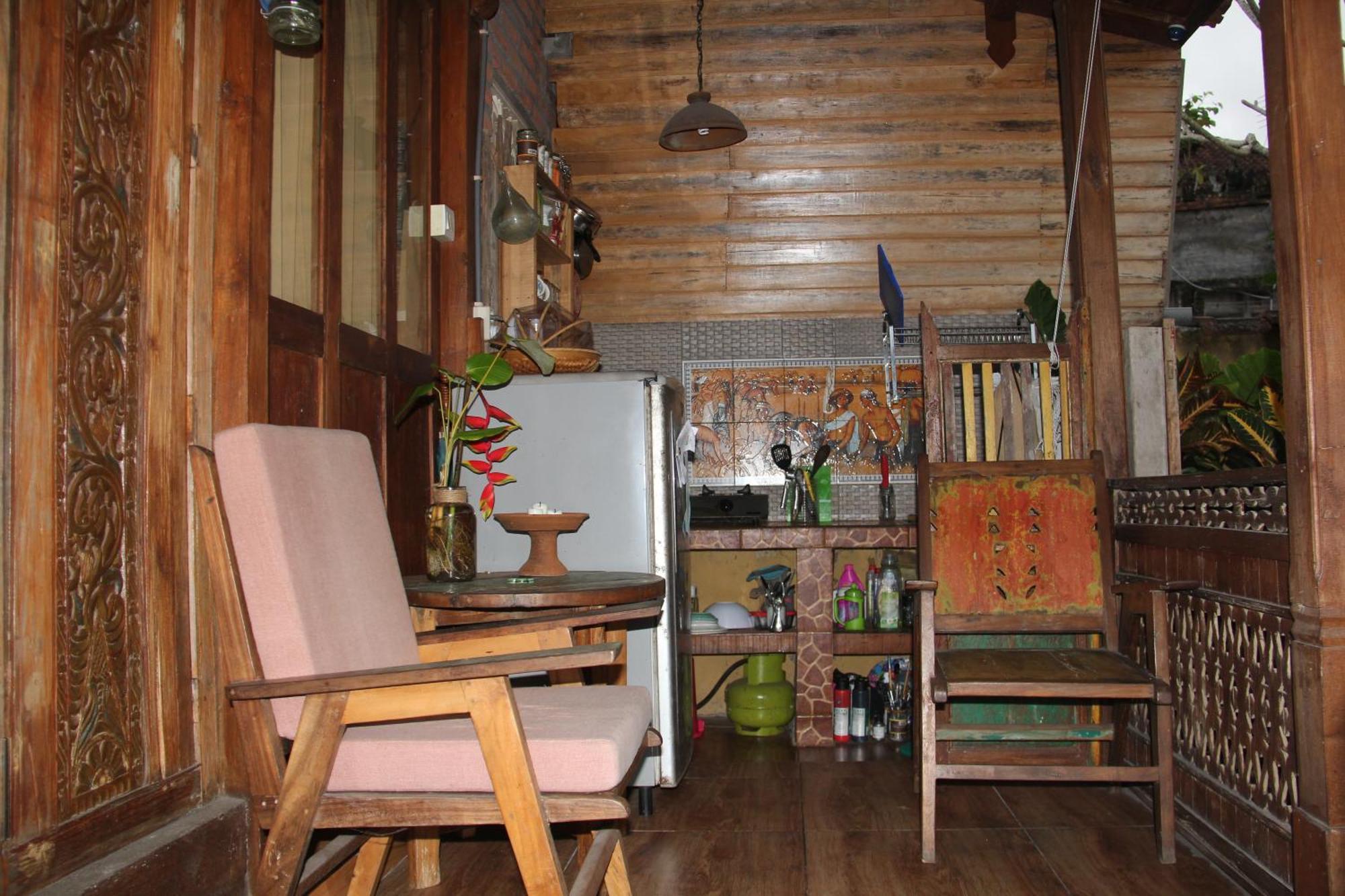 Ogek Home Stay Убуд Экстерьер фото